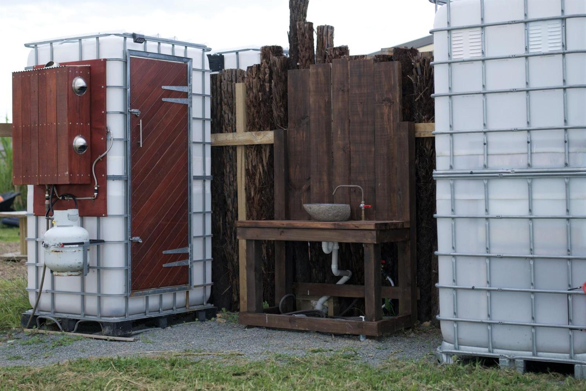 ホテル 1 Waipu Off-Grid Eco Seaview Geodesic Glamping Dome エクステリア 写真